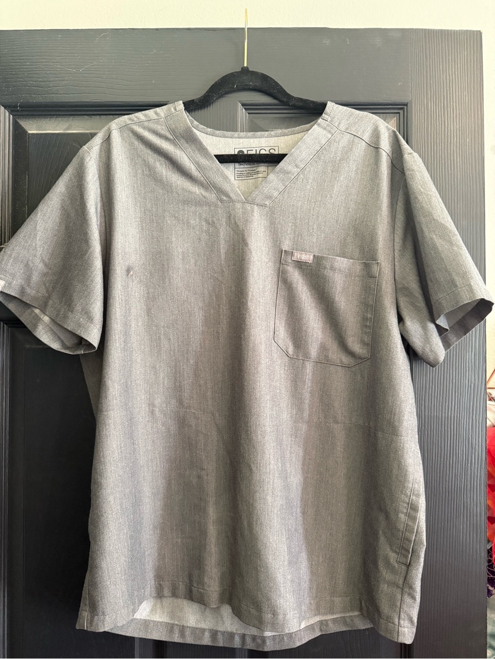 Figs Gray Scrub Top, Size L, EUC